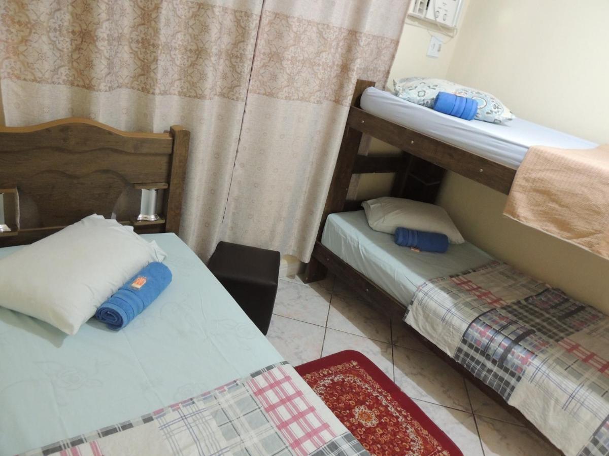 Quartos Em Casa In Caxias Da Paraiso ドゥケ・デ・カシアス エクステリア 写真